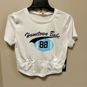 Love Dazed “Hometown Babe” T Shirt Sz L Football Theme NWT